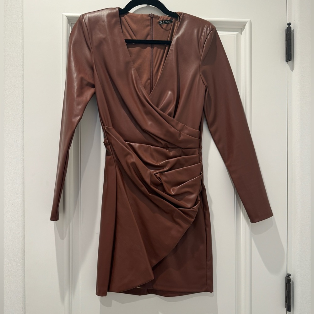 Zara Faux Leather Surplice Brown Long Sleeve Mini Dress Size S - Picture 4 of 8